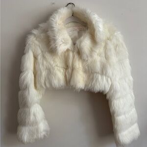 Cropped fluffy coat